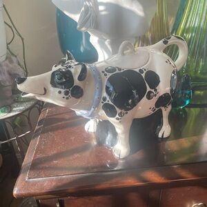 Spotted dog teapot